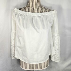 Who What Wear White Off Shoulder Eyelet Bell Sleeve Top Size XSmall
